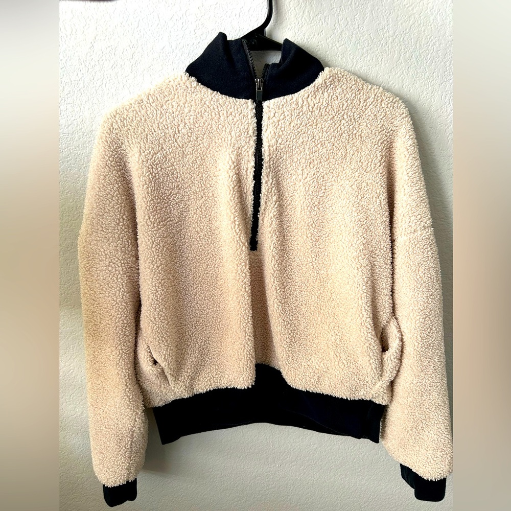 Fabletics Pullover Half Zip Sherpa Sweatshirt, Small